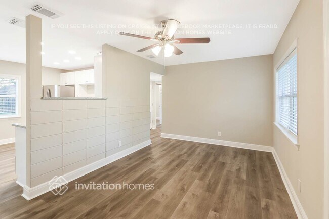 Foto del edificio - 6023 67th Ave N