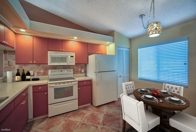 Foto del edificio - 4342 Madeira Ct