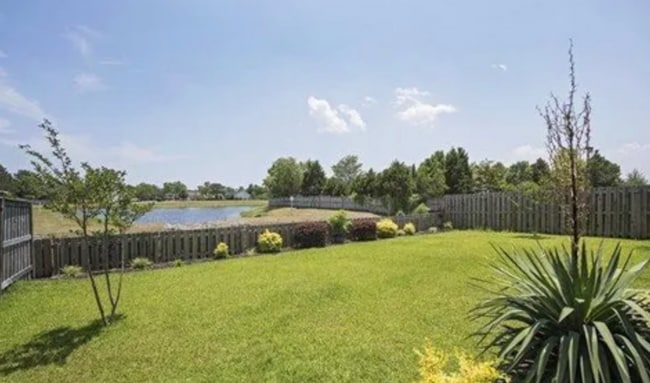 Building Photo - 7444 Chipley Dr