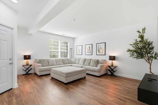 Photo - 613 Spectator Ave Townhome