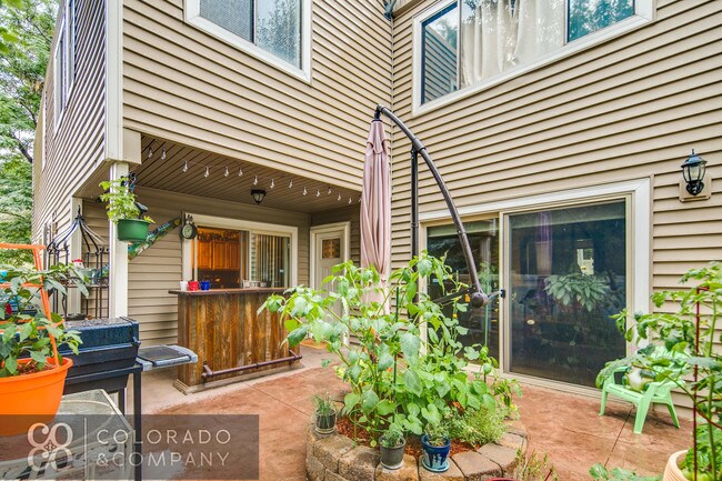 Building Photo - 9574 E Kansas Cir