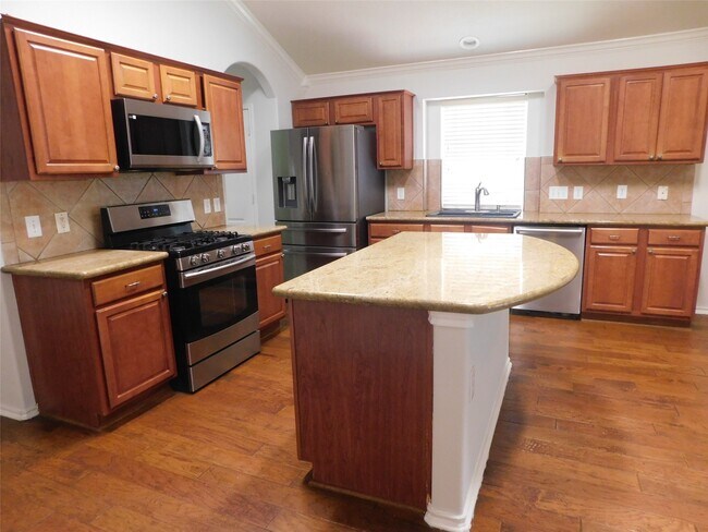 Foto del edificio - 3334 Pebble Beach Ln