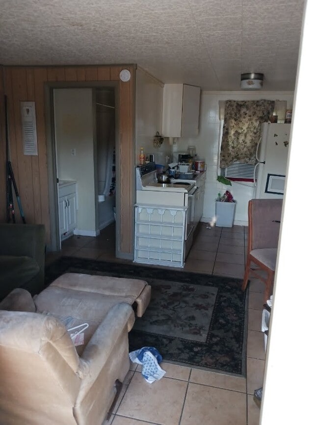 Building Photo - 11641 Ocklawaha Dr