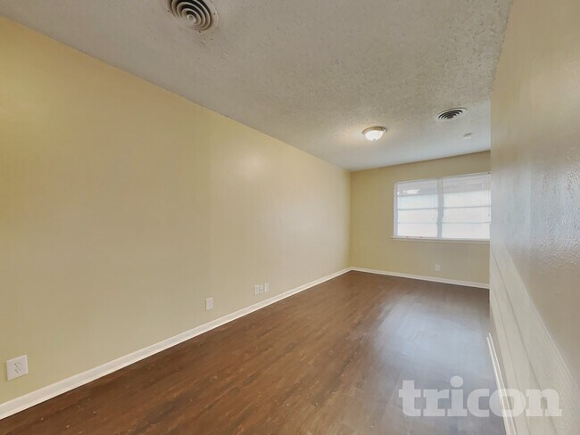 Foto del edificio - 1141 Reed St