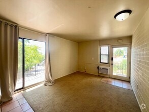 Building Photo - 599 Darwin St