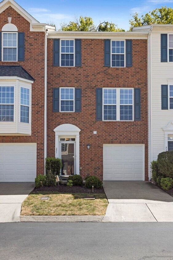 Foto principal - 7277 Charlotte Pike