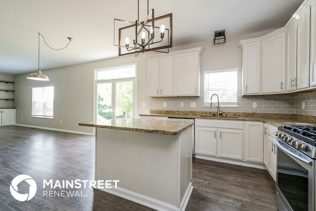 Building Photo - 165 Butternut Pass