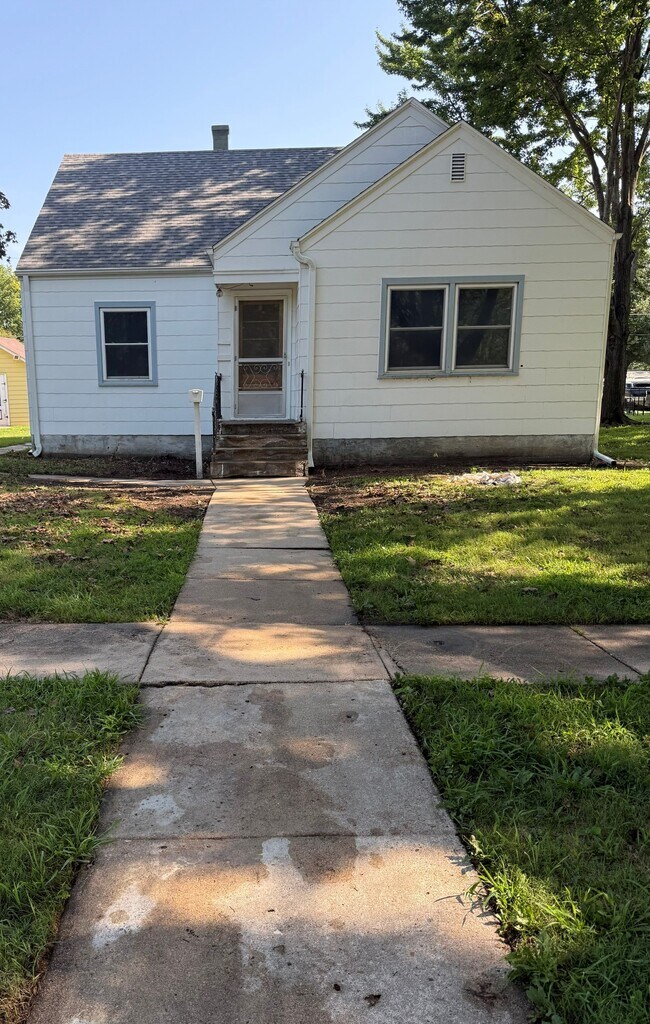 Building Photo - 710 Roanoke St