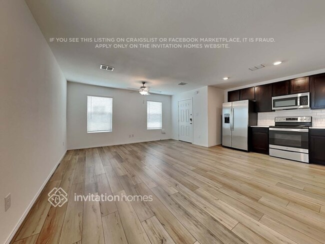 Building Photo - 412 Br Vlg Wy