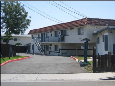 Building Photo - 350 S Vista Ave