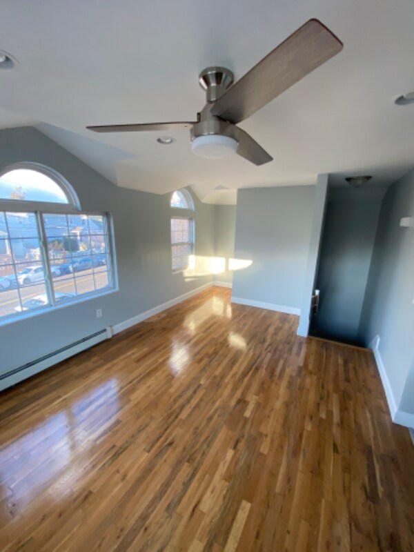 Foto del edificio - 134-14 135th Ave