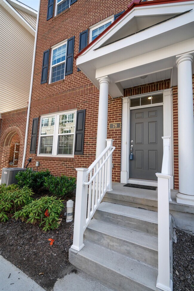 Building Photo - 78 Landmark Ln