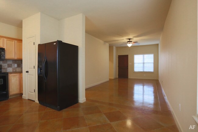 Foto del edificio - 3212-3214 Jenne Hill Dr