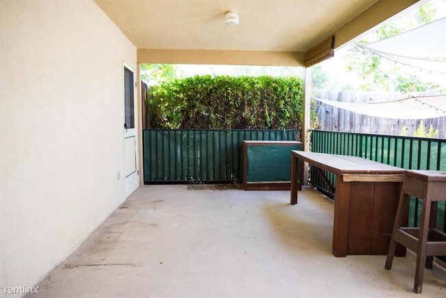 Building Photo - 1 br, 1 bath House - 347 Rimrock Rd