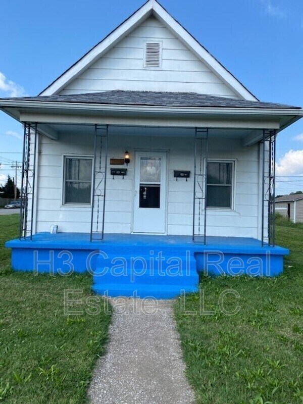 803 Grand Ave, Madison, IL 62060 House Rental in Madison, IL