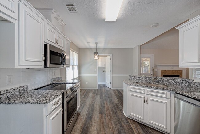 Foto del edificio - 5147 Kingsberry St