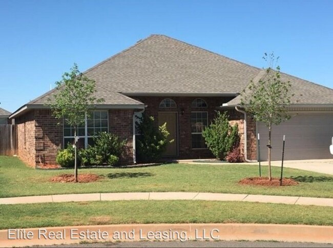 Photo - 4 bd/2 ba - Yukon adress - Mustang Schools House