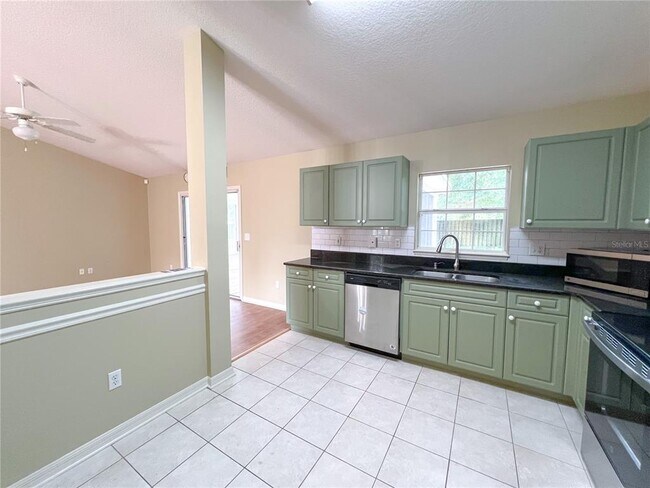 Foto del edificio - 8414 SW 66th Ln