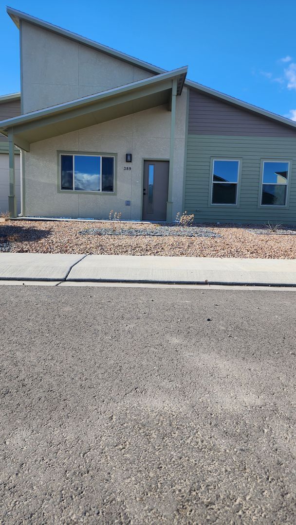 Photo - Great 3 bedroom, 2 bath, 2 car garage home for rent