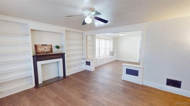 Foto del edificio - 2125 Niagara St