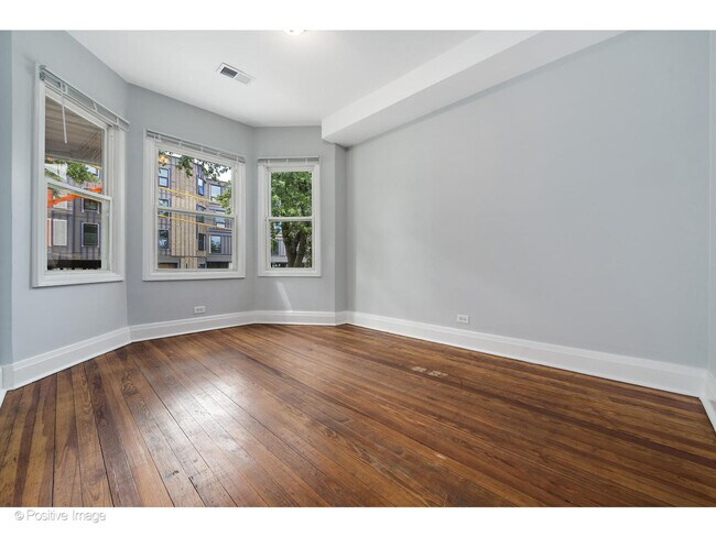 Foto del edificio - 3750 W Cortland St