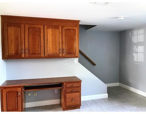 Building Photo - 25 Hemlock Cir