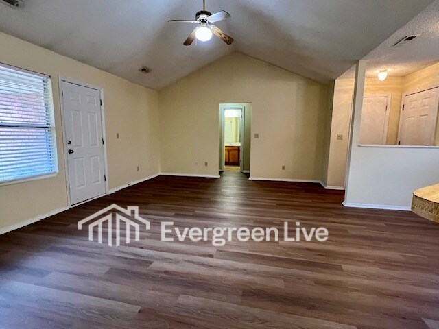 Building Photo - 100 Aleron Ct