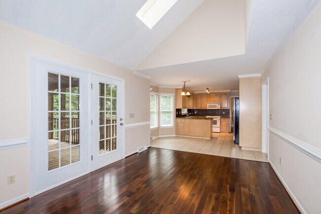 Foto del edificio - 9202 Pebble Creek Way
