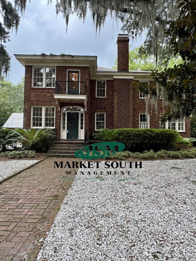 Foto del edificio - ARDSLEY PARK GEM- AVAILABLE NOW!