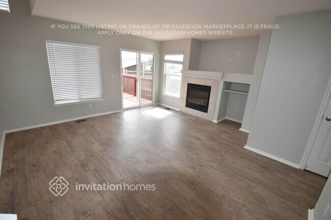 Foto del edificio - 8665 Rosebud Pl