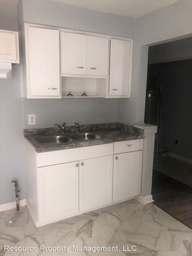 Building Photo - 4 br, 1 bath House - 2643 Dixdale Ave