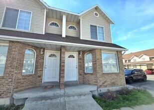 Building Photo - 1045 S 1200 W