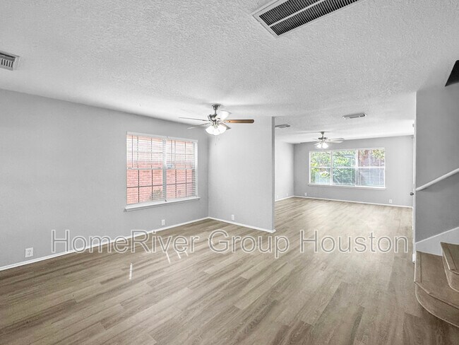 Foto del edificio - 19227 Indian Stone Ln