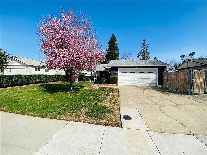 EASY ON THE EYE House Rental in Rancho Cordova, CA