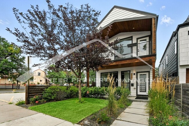 Stunning Home with Washer/Dryer and Centra... - Stunning Home with Washer/Dryer and Centra...
