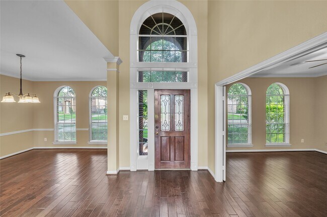 Building Photo - 6415 Coley Park