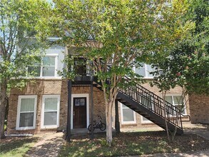 Building Photo - 1725 Harvey Mitchell Pkwy S