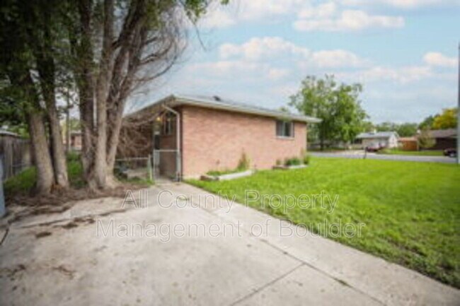 Foto del edificio - 1523 Lashley St