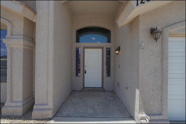 Foto del edificio - 12588 Paseo Lindo Dr