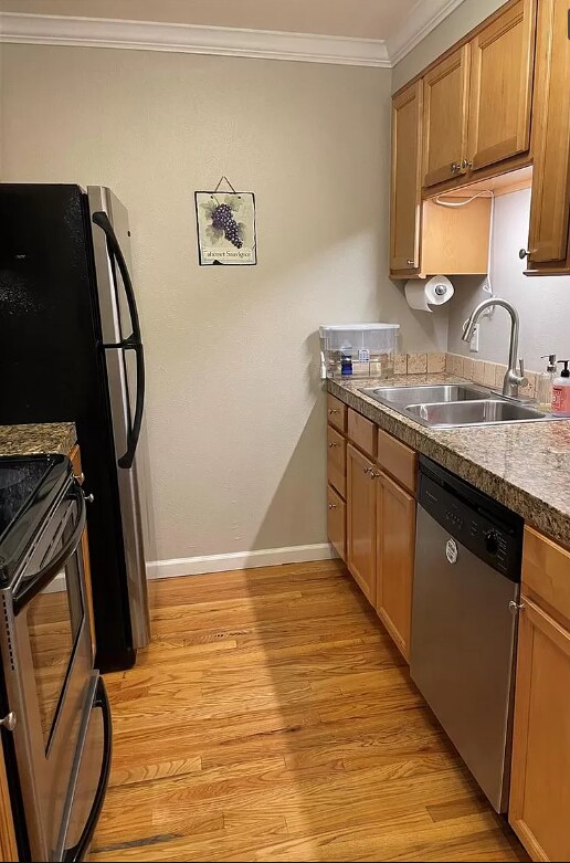 Kitchen 2 - 10 N Ogden St