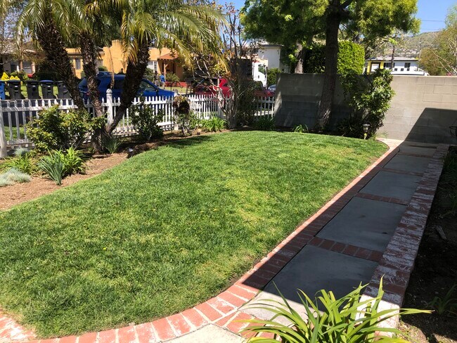 Front yard - 1912 Jackson St