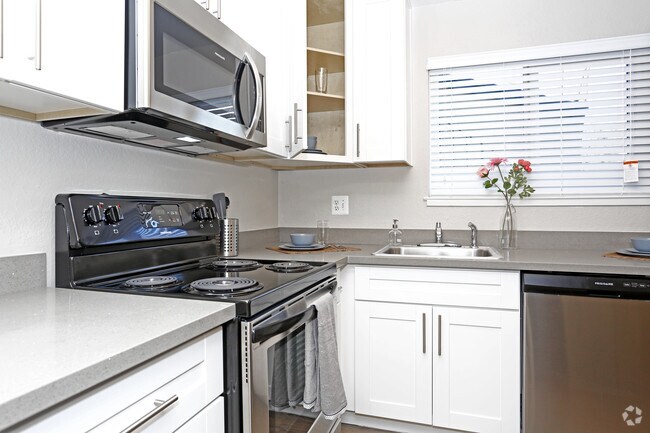 1HAB, 1BA- Diablo en la planta baja renovado - Trailview