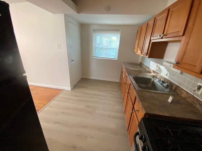 Foto del edificio - 10729 Spring Garden Dr