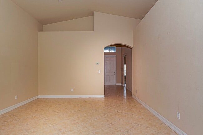 Foto del edificio - 5561 57th Way