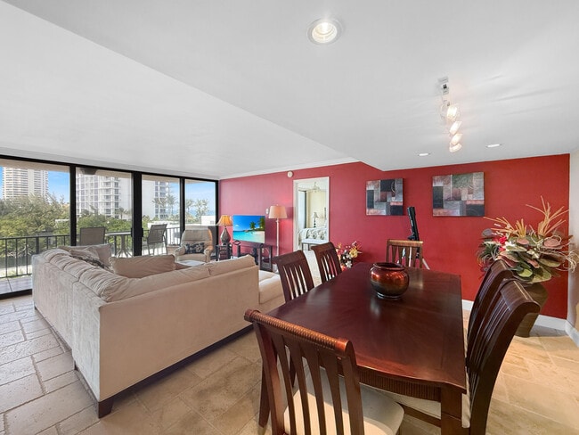 Foto del edificio - 4200 N Ocean Dr