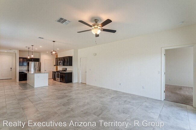 Building Photo - 7562 S Circulo Rio Blanco