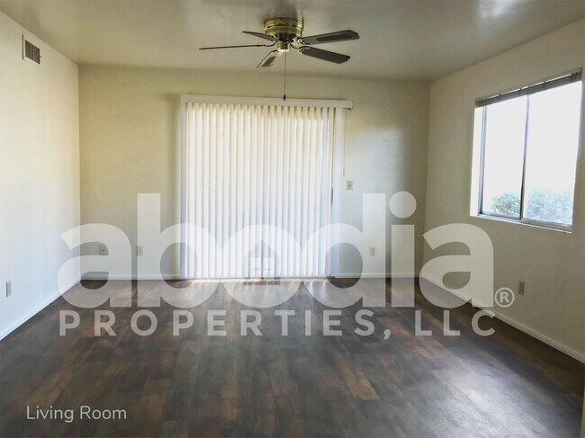Building Photo - 131 Whipple Ext