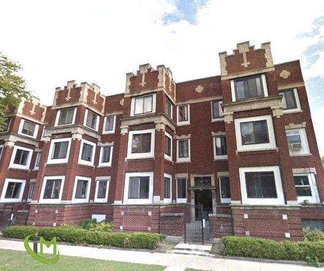 Building Photo - 5145 S Ingleside Ave