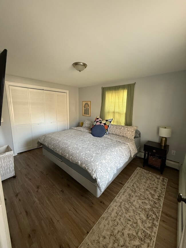 Building Photo - 244 E High St