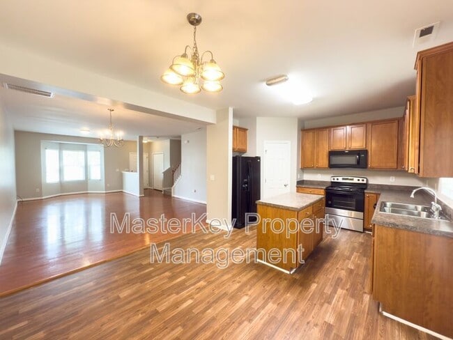 Building Photo - 506 Bayou Ct